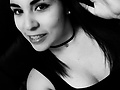 B&W