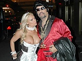 240060-nicole-austin-avec-son-mari-ice-t-637x0-4_thumb[5].jpg