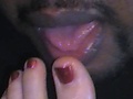 toesuck.jpg