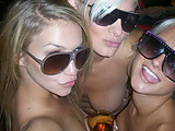 caption_08_31_003.jpg